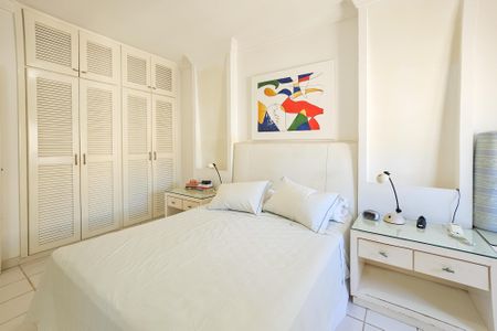 Apartamento para alugar com 115m², 2 quartos e 1 vaga Apartamento para alugar com 115m², 2 quartos e 1 vagaSuíte 1