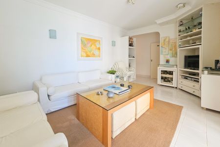 Apartamento para alugar com 115m², 2 quartos e 1 vaga Apartamento para alugar com 115m², 2 quartos e 1 vagaSala