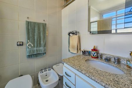 Apartamento para alugar com 115m², 2 quartos e 1 vaga Apartamento para alugar com 115m², 2 quartos e 1 vagaBanheiro da Suíte