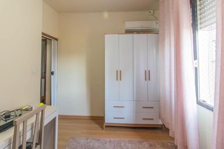 Quarto 1 de apartamento para alugar com 2 quartos, 60m² em Menino Deus, Porto Alegre