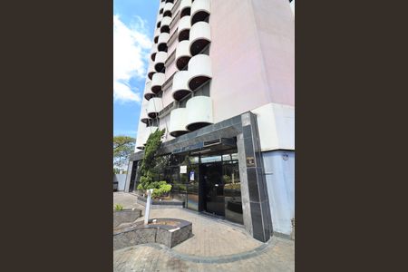 Apartamento à venda com 37m², 1 quarto e 1 vagaFachada