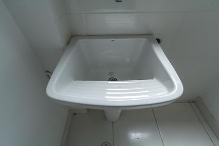 Apartamento à venda com 80m², 3 quartos e 1 vagaÁrea de Serviço