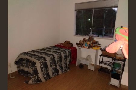 Casa de condomínio à venda com 350m², 5 quartos e 2 vagasQuarto