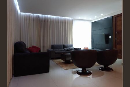 Sala de casa de condomínio à venda com 5 quartos, 350m² em Condados da Lagoa, Lagoa Santa