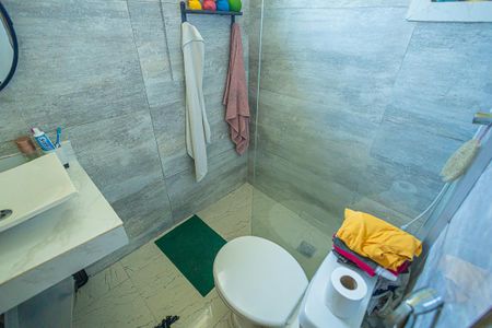 Casa à venda com 200m², 3 quartos e 5 vagasBanheiro