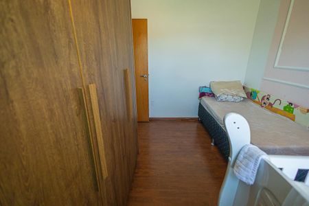 Casa à venda com 200m², 3 quartos e 5 vagasQuarto 2