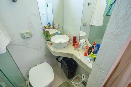 Casa à venda com 200m², 3 quartos e 5 vagasBanheiro da Suíte