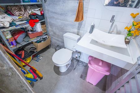 Casa à venda com 200m², 3 quartos e 5 vagasBanheiro de Serviço