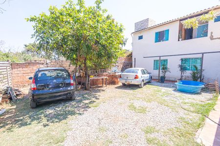 Casa à venda com 200m², 3 quartos e 5 vagasQuintal