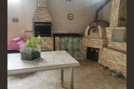 Casa à venda com 164m², 2 quartos e 4 vagasChurrasqueira