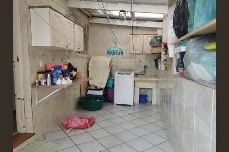 Casa à venda com 164m², 2 quartos e 4 vagasLavanderia