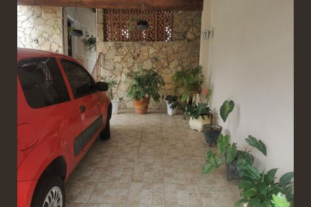 Casa à venda com 164m², 2 quartos e 4 vagasGaragem