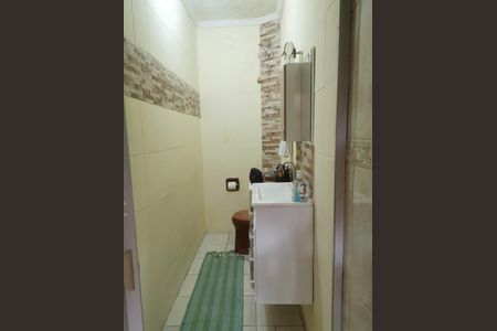 Casa à venda com 164m², 2 quartos e 4 vagasBanheiro