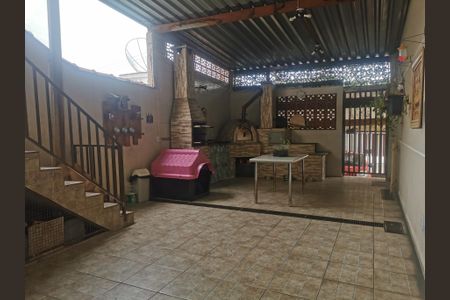 Casa à venda com 164m², 2 quartos e 4 vagasQuintal