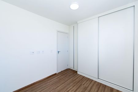 Suíte de apartamento para alugar com 2 quartos, 57m² em Buritis, Belo Horizonte
