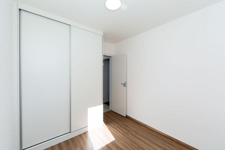 Apartamento para alugar com 57m², 2 quartos e 2 vagas Apartamento para alugar com 57m², 2 quartos e 2 vagasQuarto