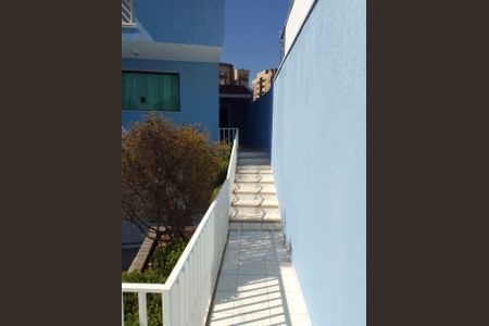 Casa à venda com 180m², 3 quartos e 5 vagas Casa à venda com 180m², 3 quartos e 5 vagasFoto 04