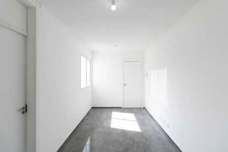 Sala de apartamento para alugar com 2 quartos, 44m² em Campo Grande, Rio de Janeiro