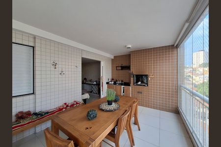 Apartamento à venda com 118m², 3 quartos e 2 vagasVaranda