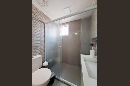 Apartamento à venda com 118m², 3 quartos e 2 vagasBanheiro Quarto 2