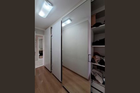 Apartamento à venda com 118m², 3 quartos e 2 vagasQuarto 2 - Closet