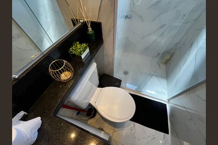 Apartamento para alugar com 54m², 2 quartos e 1 vaga Apartamento para alugar com 54m², 2 quartos e 1 vagaBanheiro