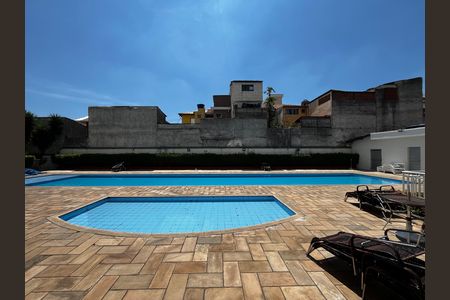 Apartamento para alugar com 54m², 2 quartos e 1 vaga Apartamento para alugar com 54m², 2 quartos e 1 vagaÁrea comum - Piscina