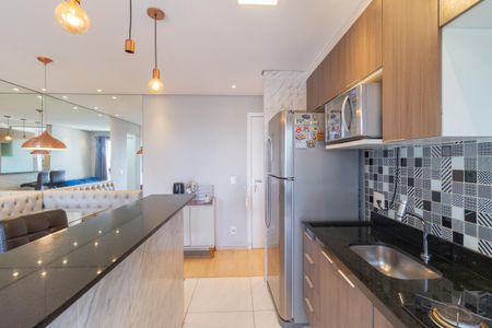 Apartamento à venda com 49m², 2 quartos e 1 vagaCozinha e área de serviço