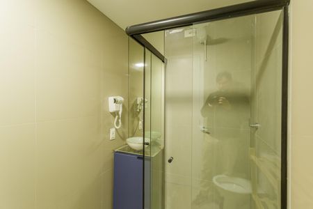 Studio para alugar com 27m², 1 quarto e sem vaga Studio para alugar com 27m², 1 quarto e sem vagaBanheiro Social