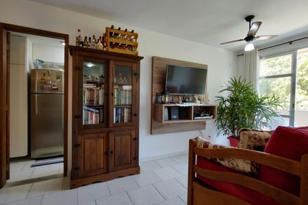 Apartamento à venda com 62m², 2 quartos e 1 vagaSala