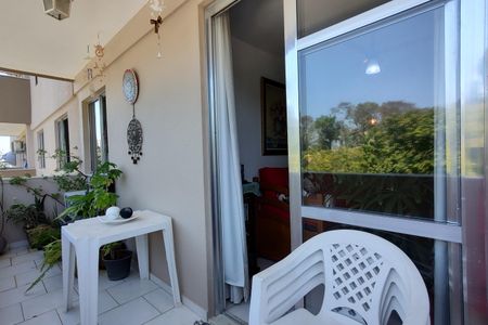 Apartamento à venda com 62m², 2 quartos e 1 vagaVaranda