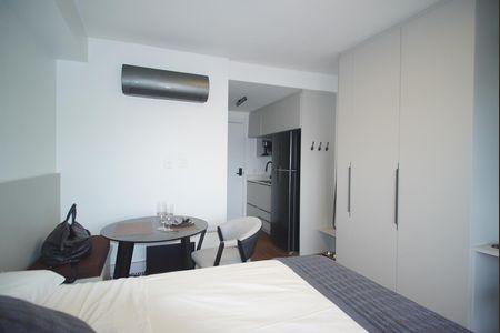 Studio de kitnet/studio para alugar com 1 quarto, 28m² em Boa Vista, Porto Alegre