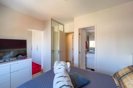 Apartamento à venda com 92m², 2 quartos e 2 vagas Apartamento à venda com 92m², 2 quartos e 2 vagasSuíte