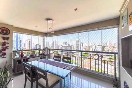 Apartamento à venda com 92m², 2 quartos e 2 vagas Apartamento à venda com 92m², 2 quartos e 2 vagasVaranda