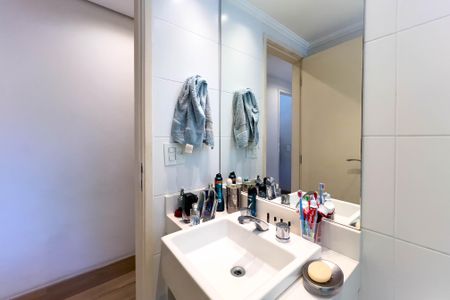 Apartamento à venda com 92m², 2 quartos e 2 vagas Apartamento à venda com 92m², 2 quartos e 2 vagasBanheiro Social