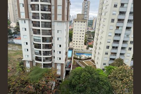 Apartamento à venda com 68m², 2 quartos e 2 vagasFoto 03