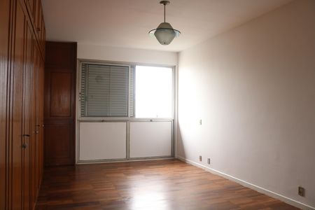 Apartamento à venda com 197m², 2 quartos e 2 vagasSuíte