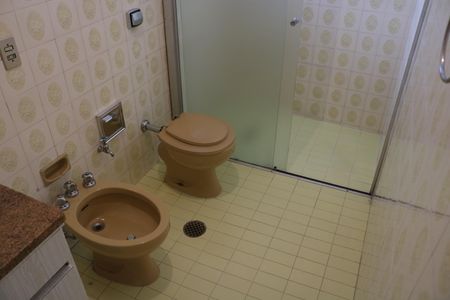 Apartamento à venda com 197m², 2 quartos e 2 vagasBanheiro