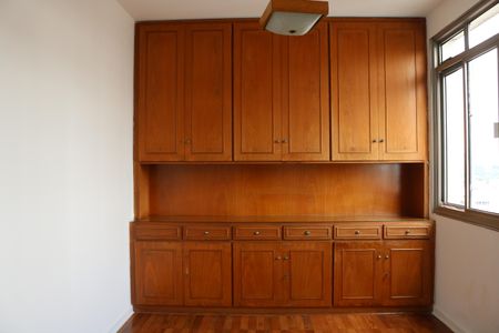 Apartamento à venda com 197m², 2 quartos e 2 vagasCopa