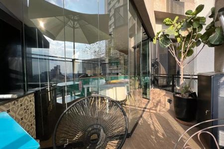 Apartamento à venda com 82m², 2 quartos e 2 vagasFoto 03