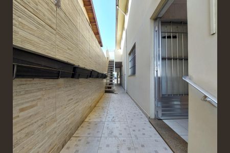 Casa à venda com 160m², 3 quartos e 1 vagaCorredor