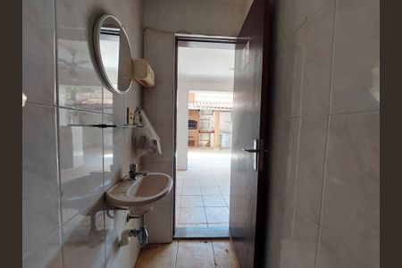 Casa à venda com 160m², 3 quartos e 1 vagaBanheiro de Serviço