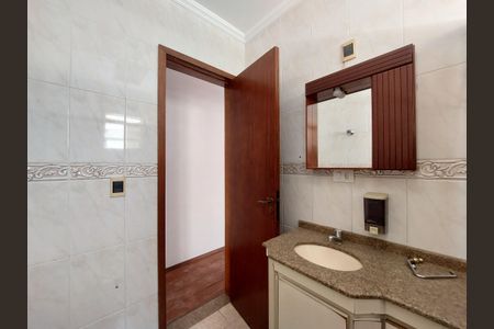 Casa à venda com 160m², 3 quartos e 1 vagaBanheiro Social