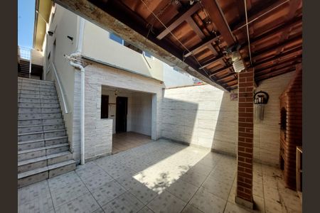 Casa à venda com 160m², 3 quartos e 1 vagaÁrea comum