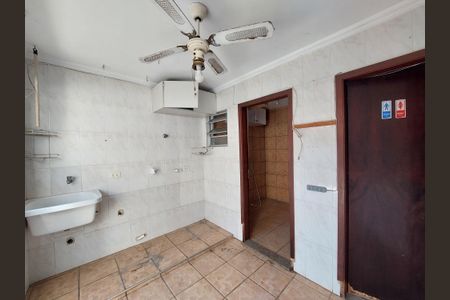 Casa à venda com 160m², 3 quartos e 1 vagaÁrea de Serviço