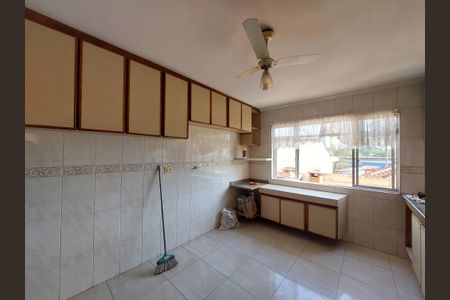 Casa à venda com 160m², 3 quartos e 1 vagaCozinha