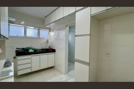 Apartamento para alugar com 67m², 2 quartos e 1 vagaCozinha