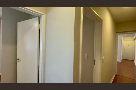 Apartamento para alugar com 67m², 2 quartos e 1 vagaCorredor