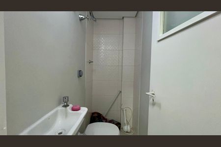 Apartamento para alugar com 67m², 2 quartos e 1 vagaBanheiro de serviço