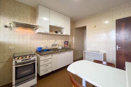 Apartamento à venda com 90m², 2 quartos e 1 vagaCozinha